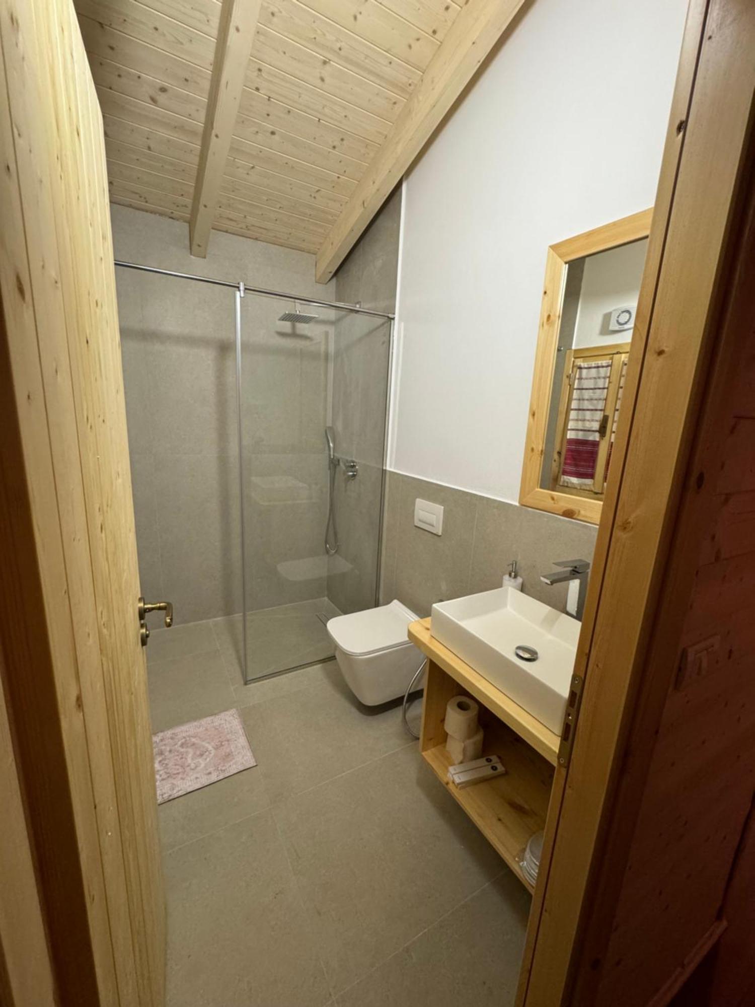Fishta Guesthouse - Mrizi I Zanave Fishte Kültér fotó